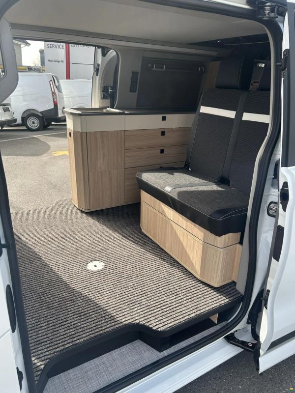 Ford STYLEVAN Belize