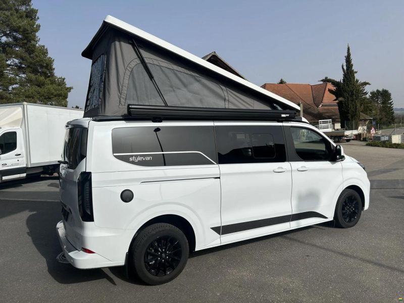 Ford STYLEVAN Belize