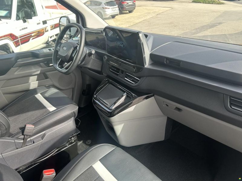 Ford STYLEVAN Belize