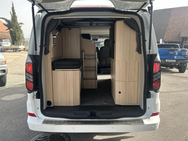 Ford STYLEVAN Belize