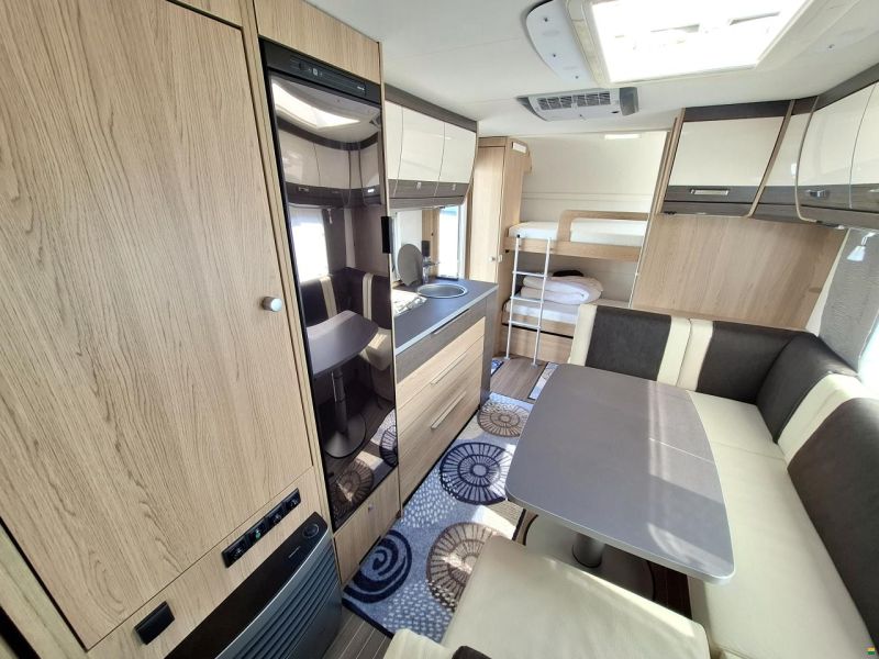 Bürstner AVERSO 600TK - Familienwohnwagen