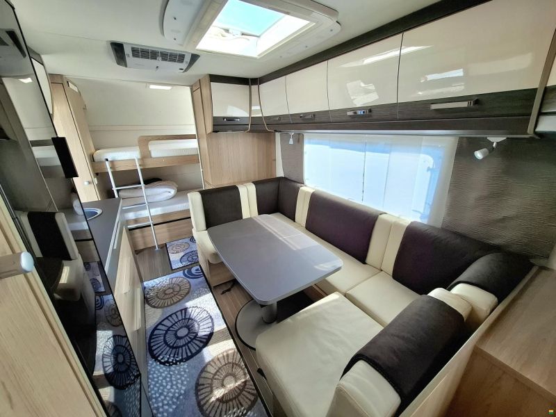 Bürstner AVERSO 600TK - Familienwohnwagen