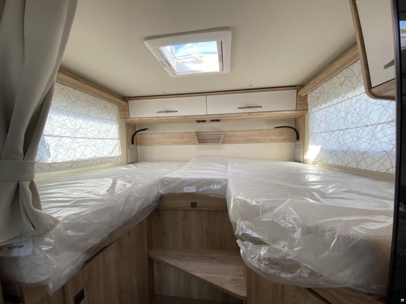 Eura Mobil Profila T 696 EB