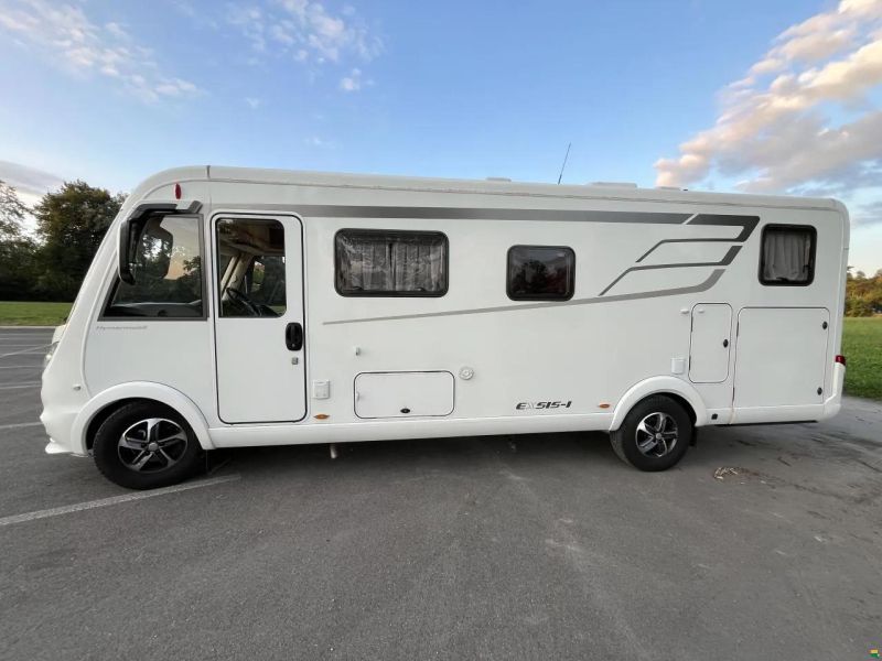 Hymer Exsis-i 678