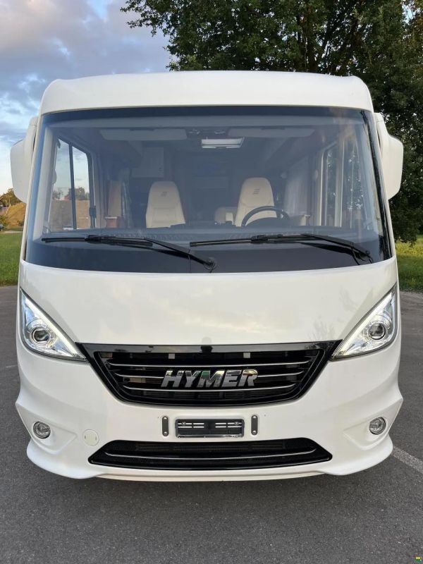 Hymer Exsis-i 678