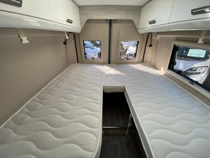 Roller Team Livingstone DUO Sport, Fiat 140PS Autom.