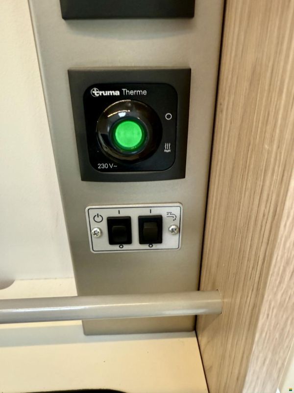 Adria E Aviva 400 PS - Kompakt