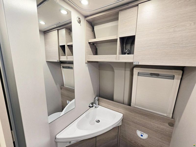 Bürstner CAMPEO BC 540 ACTIVE 4x4 2.2 HDI