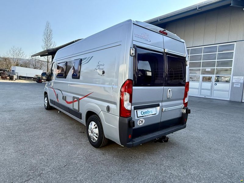 Challenger Vany V114 -Freelife -4 People