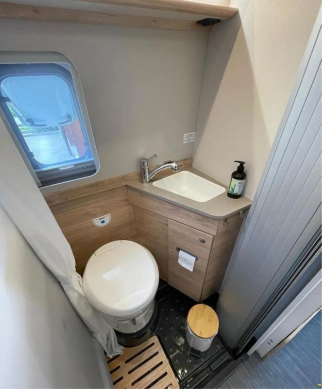 Dethleffs FORD Globetrail 590 C