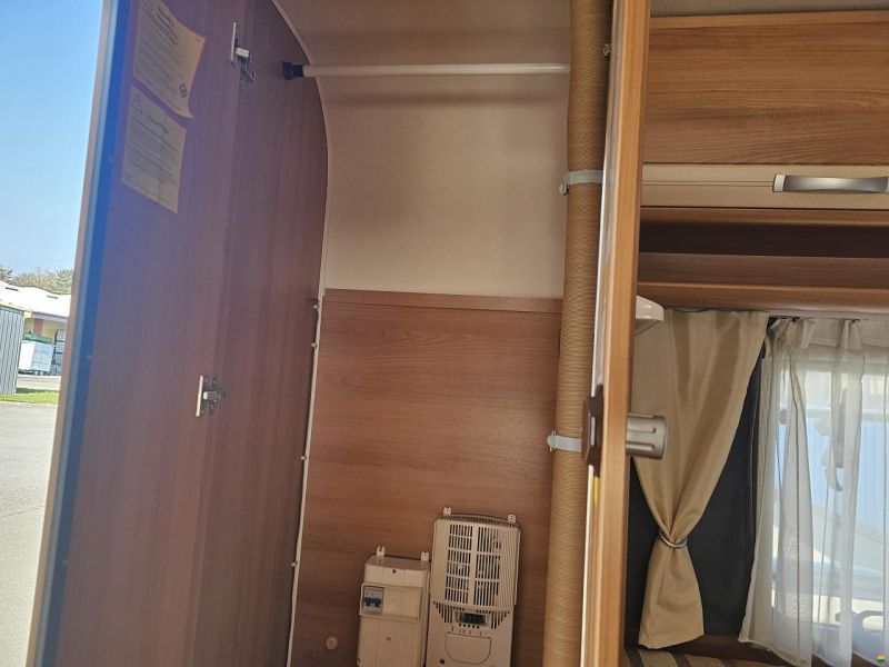 Dethleffs 430 V Summer Edition