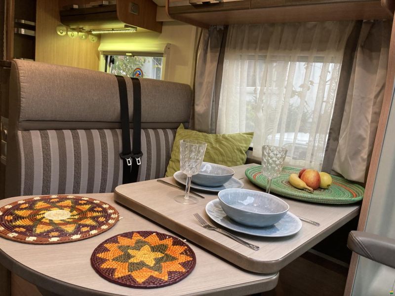 Knaus Sky Wave 650 MF Celebration 25