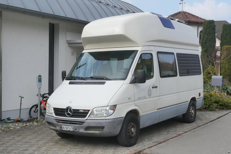 Mercedes Benz James Cook