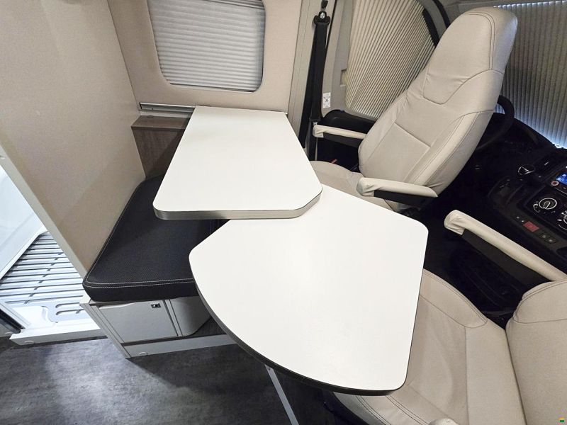 Pilote MOOVEO VAN 60 EB 2.3 AUTOMAT MJ140