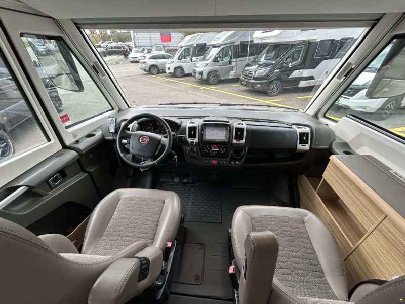 Adria Sonic Supreme 810 SL