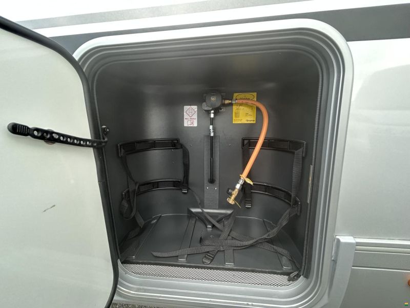 Adria Sonic Supreme 810 SL