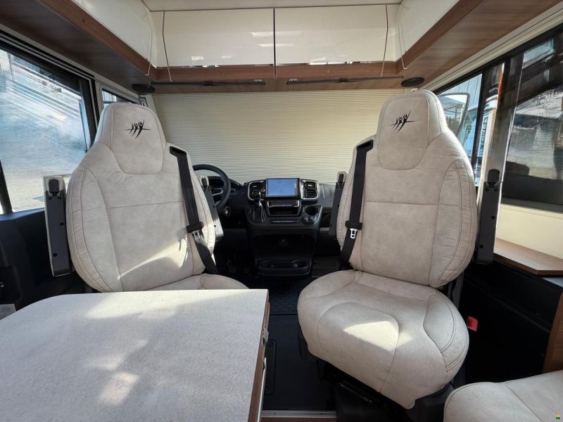 Rapido COMPACT i C86i 65ans