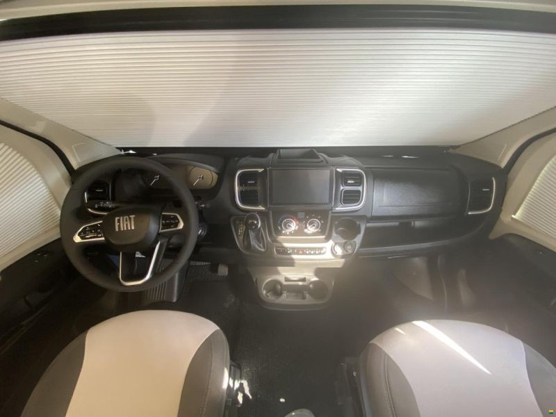 Roller Team Livingstone 2 Sport, Fiat 140PS Automat