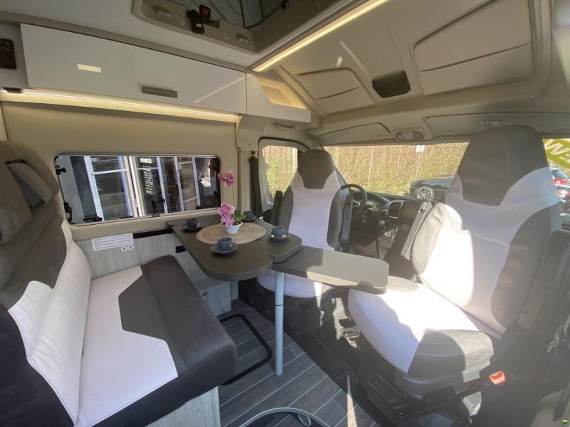 Roller Team Livingstone 2 Sport, Fiat 140PS Automat