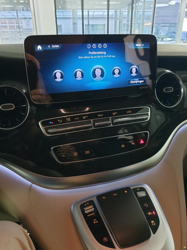 Mercedes Benz Marco Polo