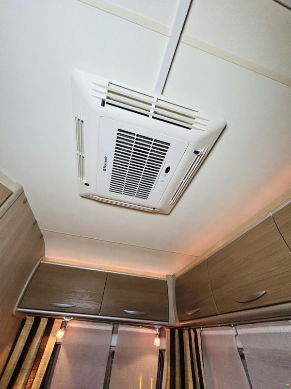 Bürstner Averso 450 TS