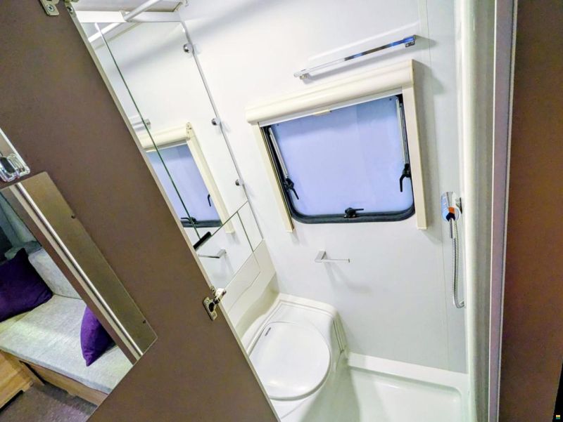 Adria Altea 362 XH 4 Four