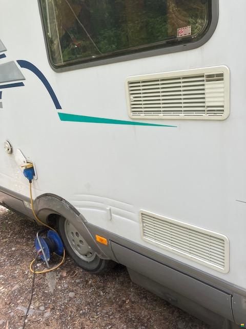 Hymer B564