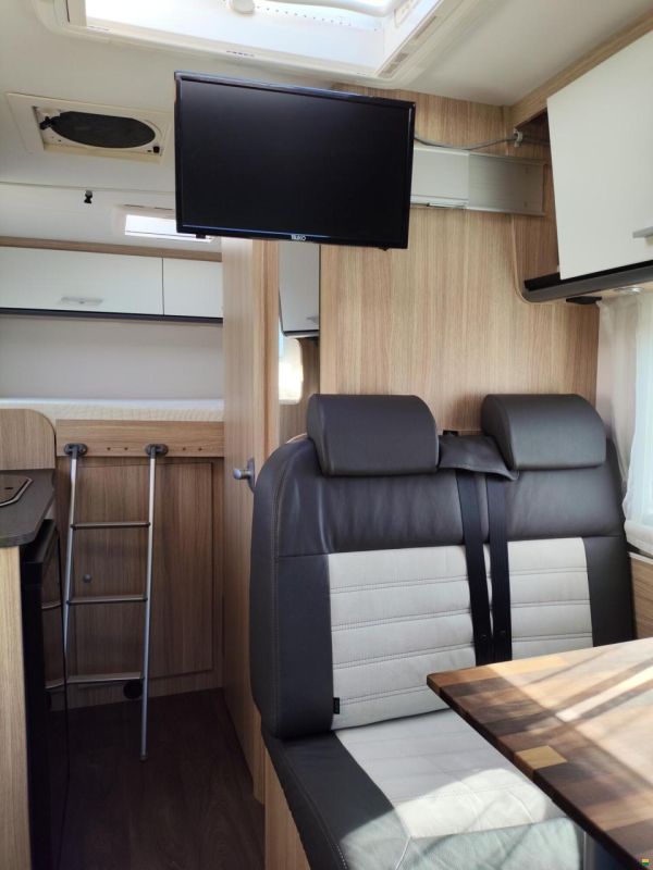 Sunlight Adventure V 60