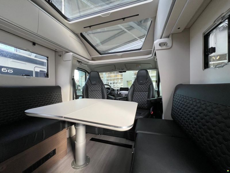 Adria Coral Supreme 670 DL