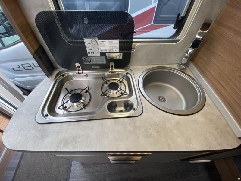 Knaus Van TI 650 MEG, Peugeot 2.2HDI 165PS