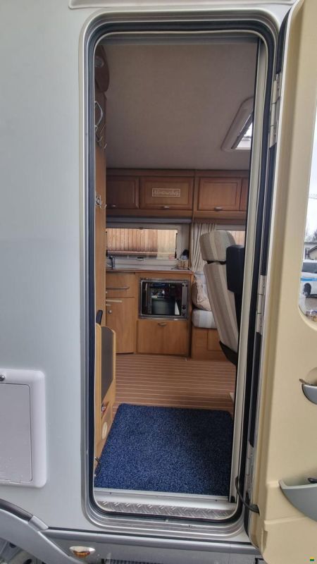 Hymer B 694