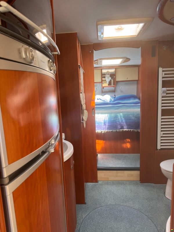 Concorde Charisma 890 M