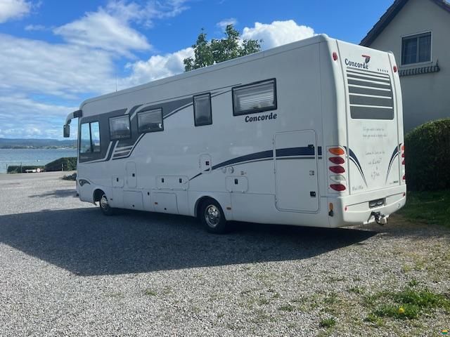 Concorde Charisma 890 M