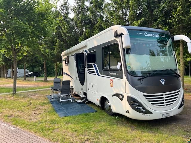 Concorde Charisma 890 M