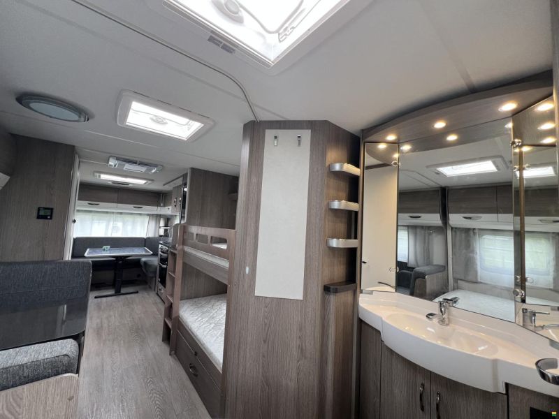 Hobby PRESTIGE 720 UKFe