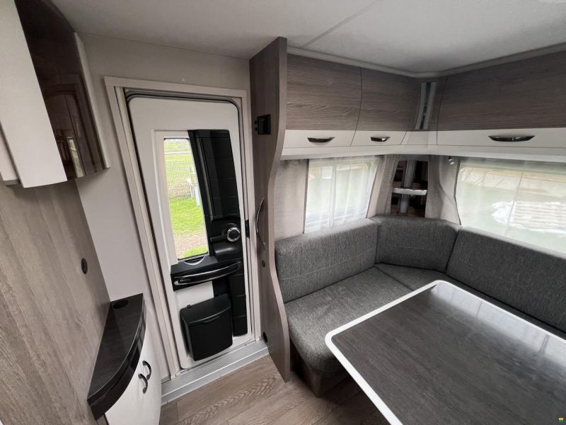 Hobby PRESTIGE 720 UKFe