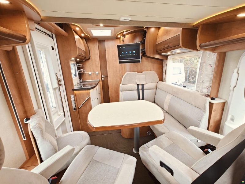 Carthago Compactline I 145 Q - Super Lightweight