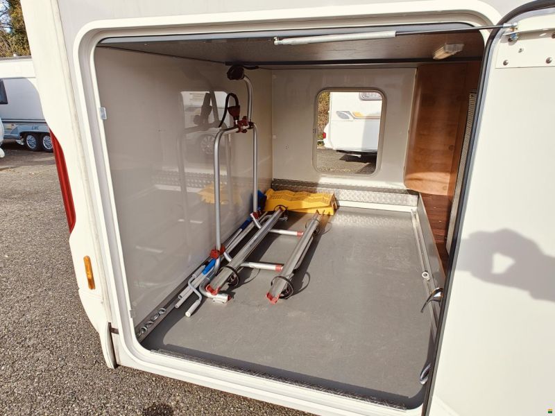 Carthago Compactline I 145 Q - Super Lightweight