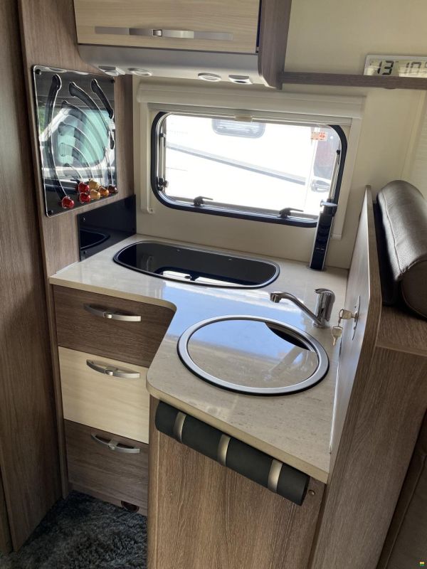 Bürstner lxeo Time it 745