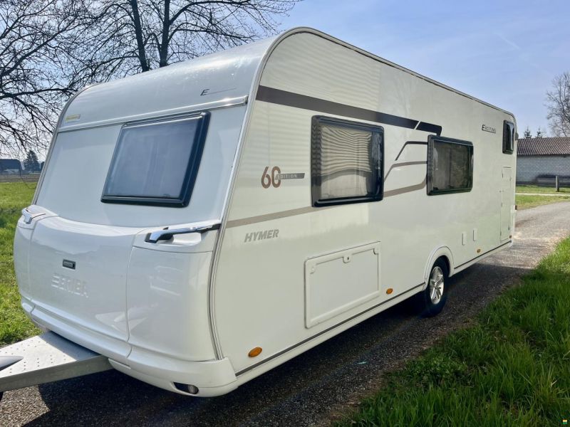 Eriba Exciting 560 mit Kaj&uuml;tenbett