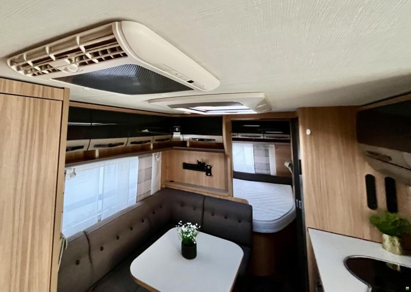 Eriba Exciting 560 mit Kajütenbett