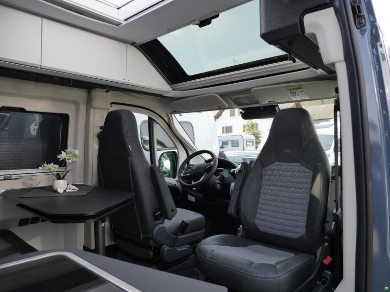 Adria Twin Supreme 640 SGX | 2025