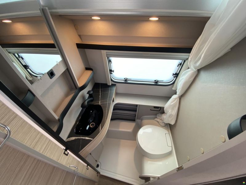 Eriba Touring 642