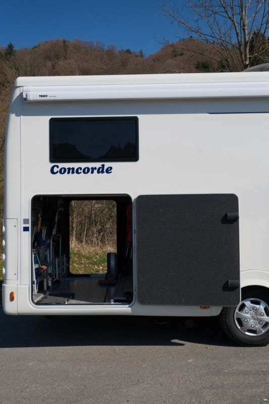 Concorde Carver 821 L
