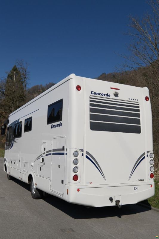 Concorde Carver 821 L