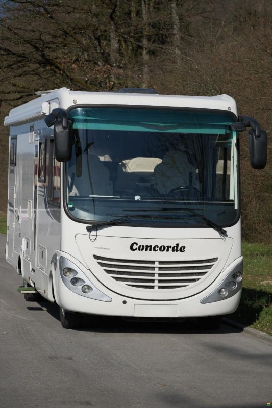 Concorde Carver 821 L