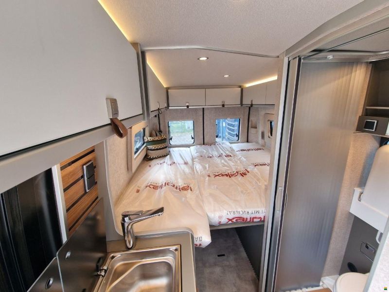 Hymer Yosemite