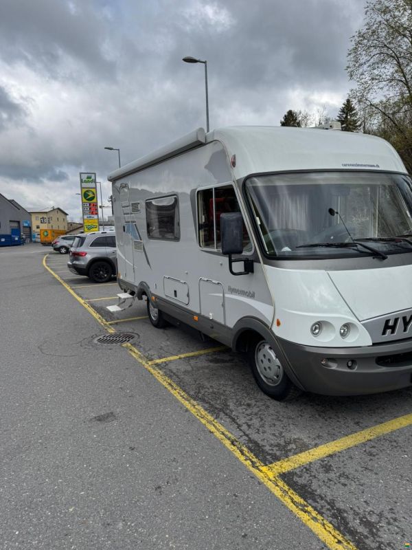 Hymer B584