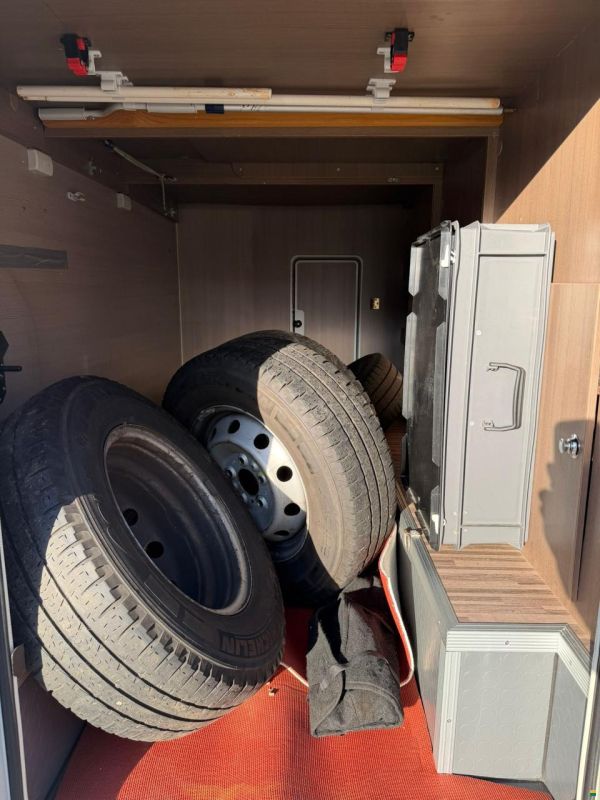 Adria Sonic Axess I 600 SL || Automat