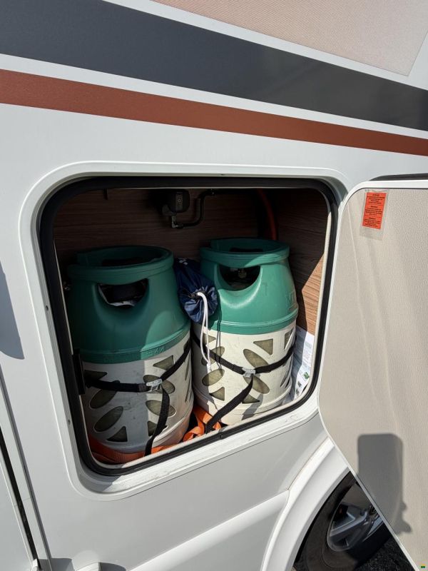 Weinsberg CaraCompact Suite MB 640 MEG Pepper